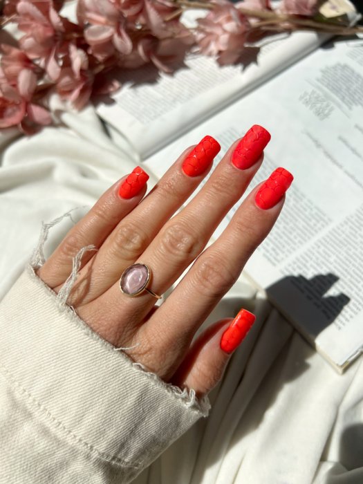 Summer\u0020Trends\u0020Nails\u0020Dopamina\u0020Lakier\u0020Hybrydowy\u00202024'